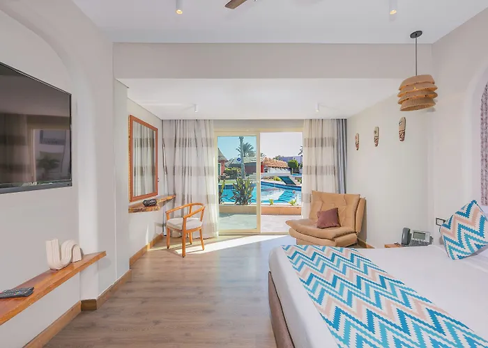 אתר נופש Panorama El Gouna 4*
